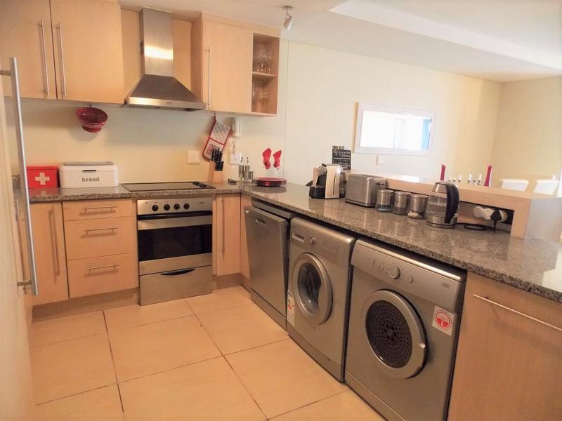 To Let 2 Bedroom Property for Rent in Strand Western Cape